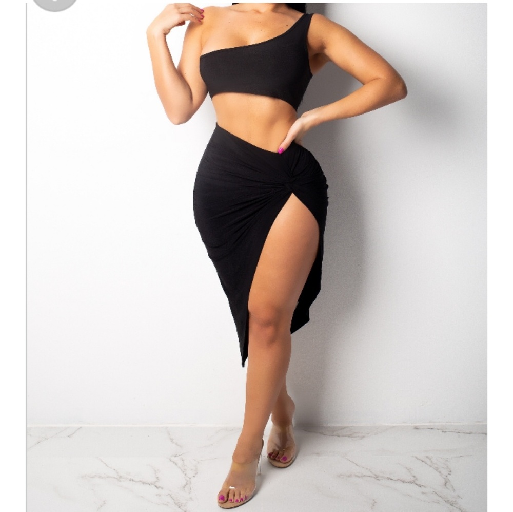 KIM in Miami set